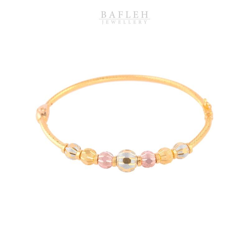 Gleaming in 22kt Gold - A Must-Have Bangle for Your Collection!
