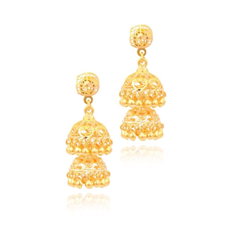 Adorning Bridal Attire with 22kt Gold Jhumki Earrings