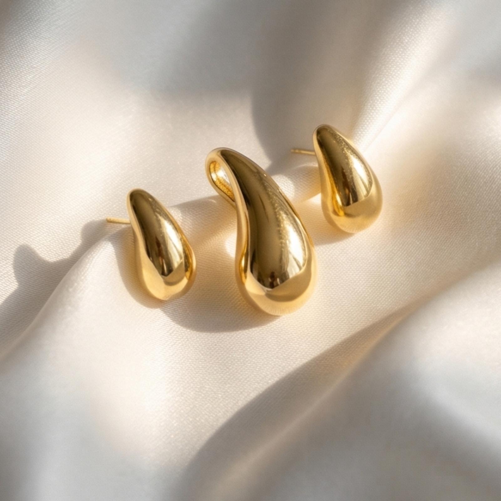 Timeless 18K Gold Pendant Set Combining Purity, Style, and Premium Craftsmanship - Image 5