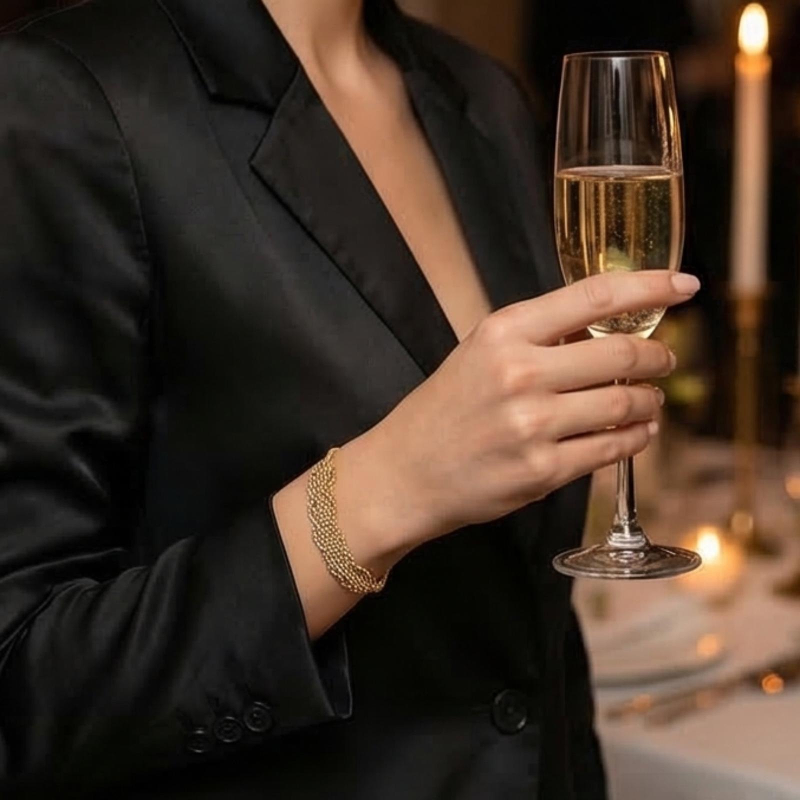 Elegant 22K Gold Bracelets for Everyday Luxury - Image 4