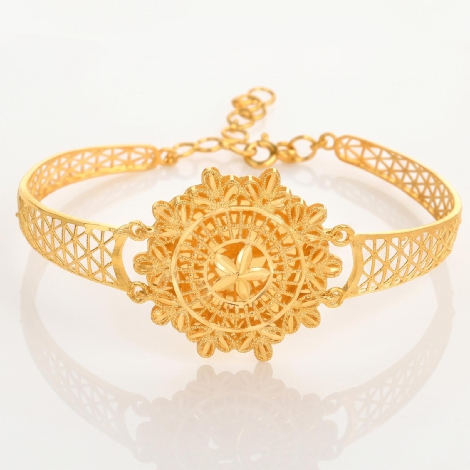 Crafted in Purity: Handcrafted 22kt Gold Bangles for the Modern Woman - Image 5