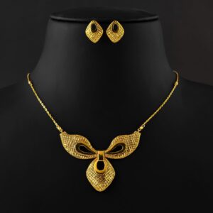 Radiate Royalty : 22kt Yellow Gold Necklace Set at Bafleh Jewellery