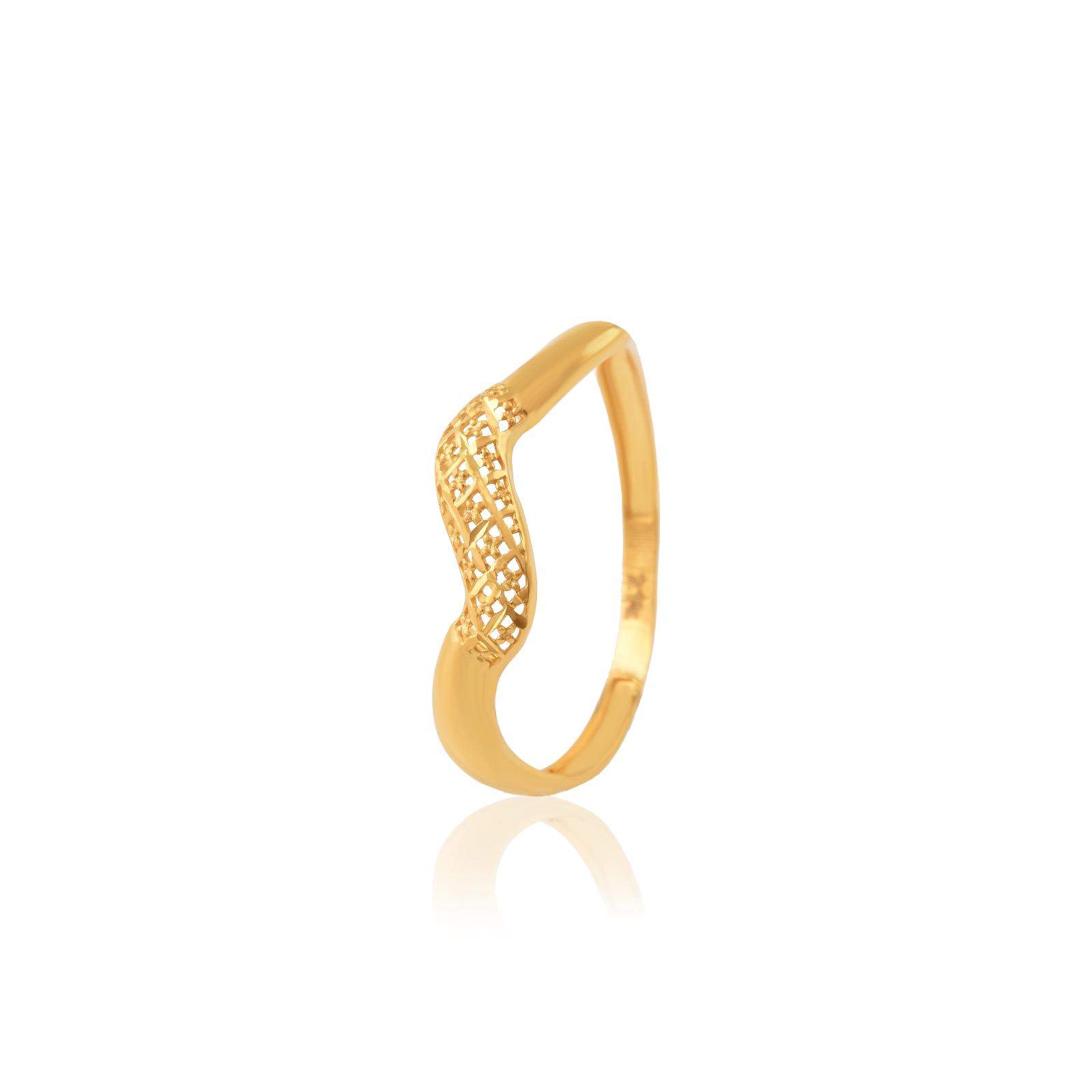 Shimmer and Shine This Season with 21K Gold Necklace Sets - Image 8