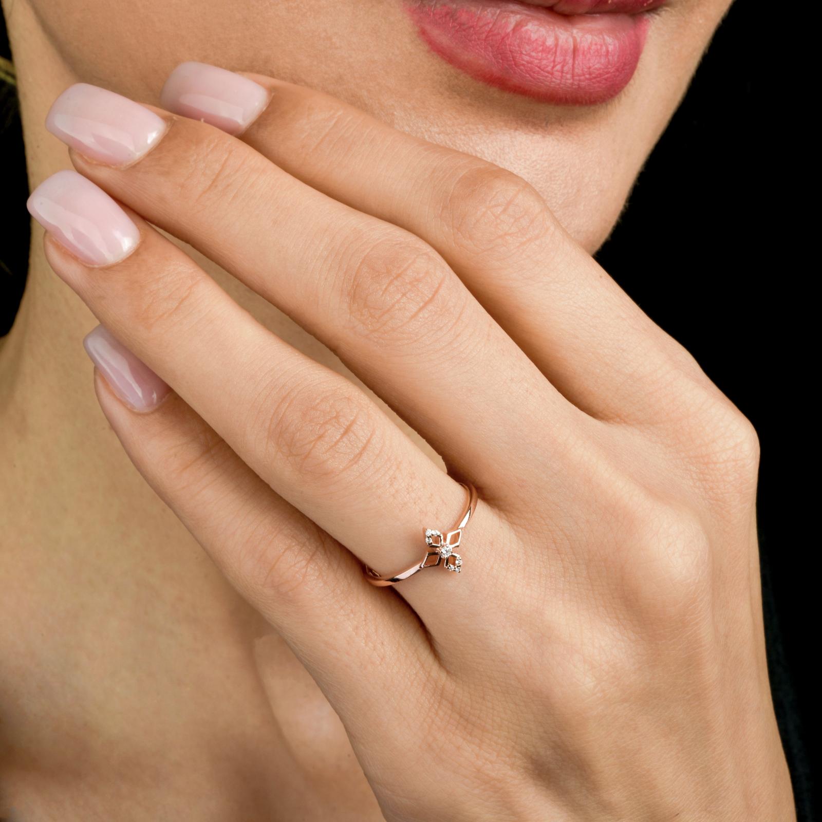 Romantic Glow: The Perfect Rose Gold Diamond Ring for Every Moment - Image 3