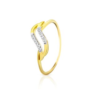 Luxury in Simplicity: Yellow Gold Diamond Rings for Daily Sparkle