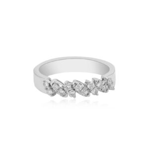 Alternative view of Classic Diamond Rings for the Modern Couple