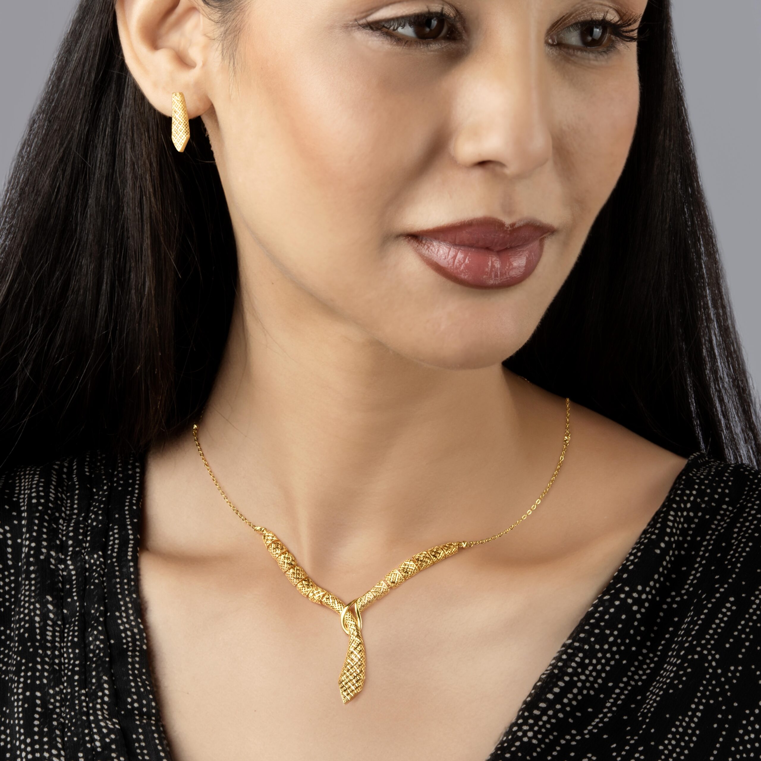 Unveiling Our Stunning 22K Gold Necklace set